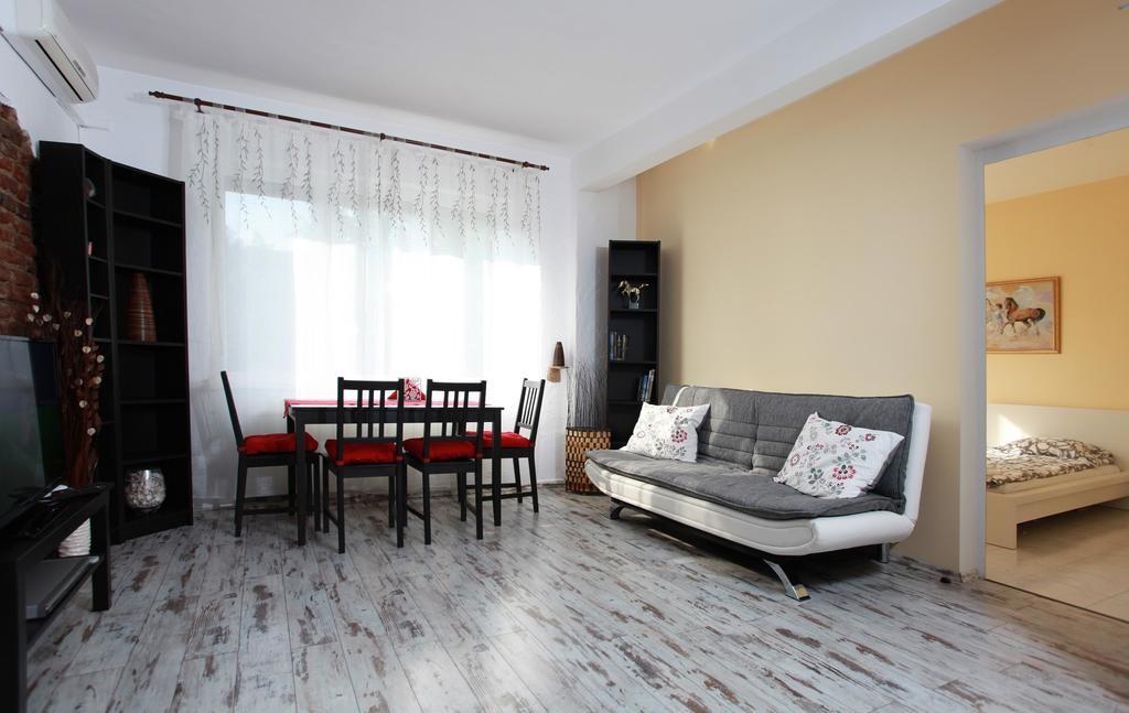 Raya Maisonette Sofia Camera foto